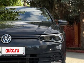 2020 Volkswagen Golf VIII, серый, 2270000 рублей, вид 2
