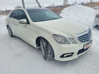 2010 Mercedes-Benz E-Класс 200 5G-Tronic IV (W212, S212, C207), белый, 1990000 рублей, вид 1
