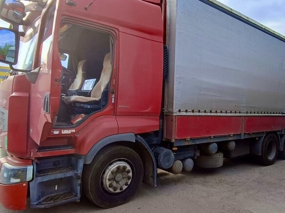 2007 Renault Premium, красный, 2550000 рублей - вид 3