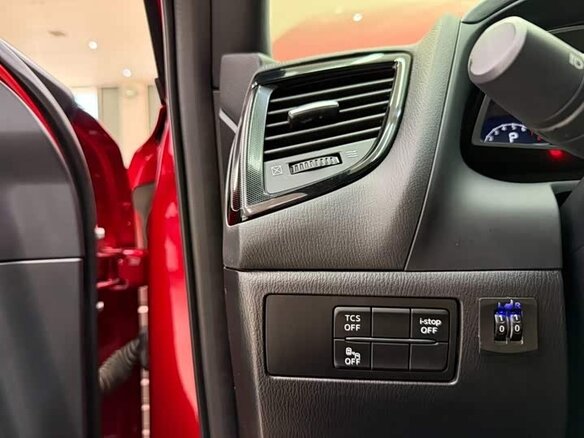 2023 Mazda CX-4 I Рестайлинг, красный, 1450000 рублей - вид 10