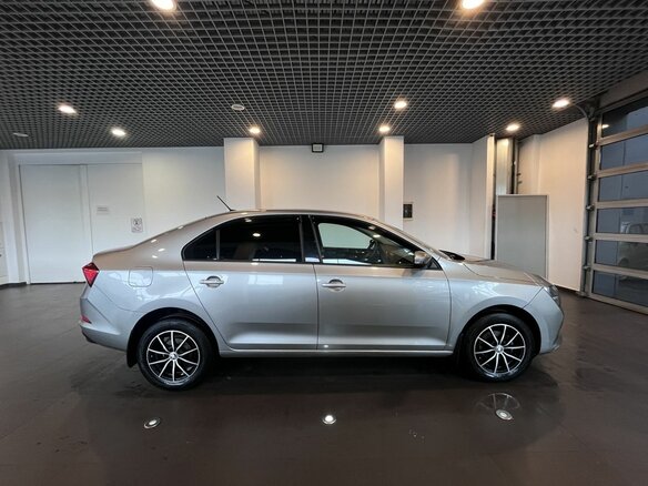 2021 Skoda Rapid II, серый - вид 2