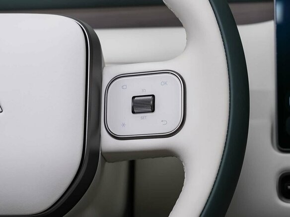 2026 Li Auto (Lixiang) L8 52.3 kWh I Рестайлинг, чёрный, 13041000 рублей - вид 15