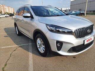 2018 Kia Sorento III Prime Рестайлинг, серебристый, 2650000 рублей, вид 3