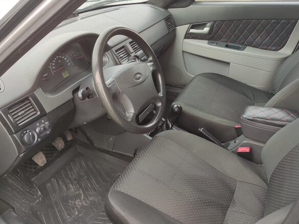 2011 Lada (ВАЗ) Priora I, серый, 375000 рублей - вид 9