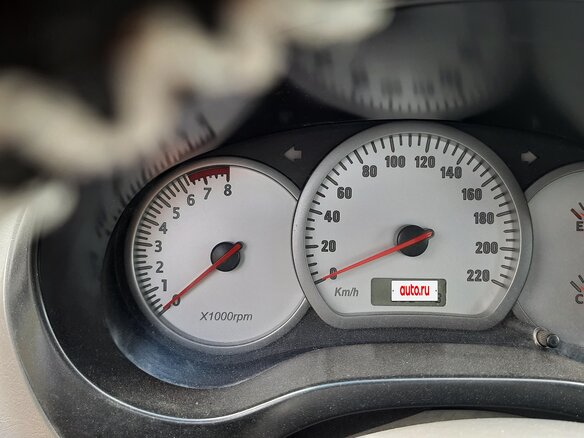 2011 Vortex Tingo I, серебристый, 499999 рублей - вид 5