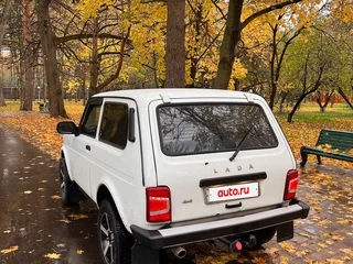 2018 Lada (ВАЗ) 2121 (4x4) I Рестайлинг, белый, 810000 рублей, вид 4