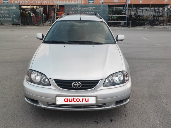 2001 Toyota Avensis I Рестайлинг, серебристый, 510000 рублей