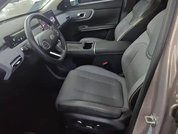 2026 Changan Qiyuan Q05 51.9 kWh II, бежевый, 2290000 рублей - вид 4