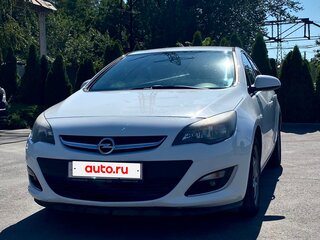 2013 Opel Astra J Рестайлинг, белый, 750000 рублей, вид 4