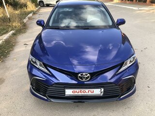 2021 Toyota Camry VIII (XV70) Рестайлинг, синий, 2700000 рублей, вид 2
