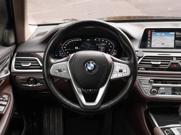 2020 BMW 7 серии Long 730Ld xDrive VI (G11/G12) Рестайлинг, чёрный, 5550000 рублей - вид 21