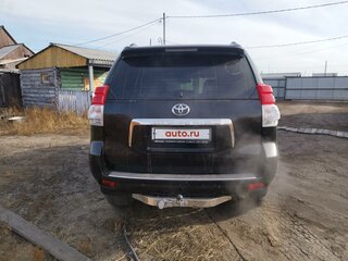 2010 Toyota Land Cruiser Prado 150 Series, чёрный, 2800000 рублей, вид 3