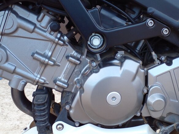 2010 Suzuki V-Strom DL 650, белый, 580000 рублей - вид 14