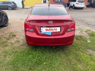 2015 Hyundai Solaris I Рестайлинг, красный, 545000 рублей, вид 3