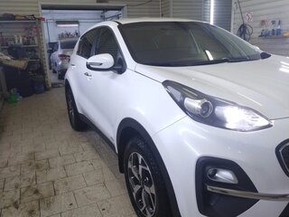 2021 Kia Sportage IV Рестайлинг, белый, 2800000 рублей, вид 1