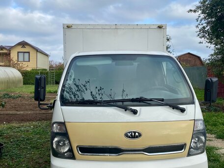 2012 Kia Bongo, белый, 1700000 рублей, вид 1