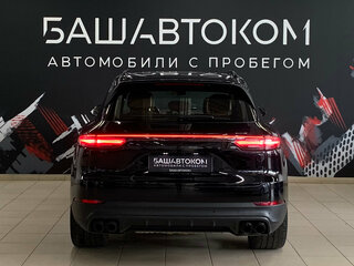 2021 Porsche Cayenne III, чёрный, 6890000 рублей, вид 5