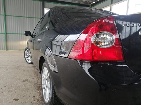 2008 Ford Focus II Рестайлинг, чёрный, 750000 рублей - вид 7