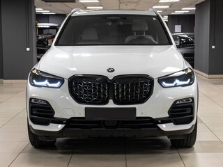 2020 BMW X5 40i IV (G05/G18), белый, 4415050 рублей, вид 3