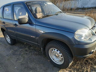 2011 Chevrolet Niva I Рестайлинг, синий, 695000 рублей, вид 2