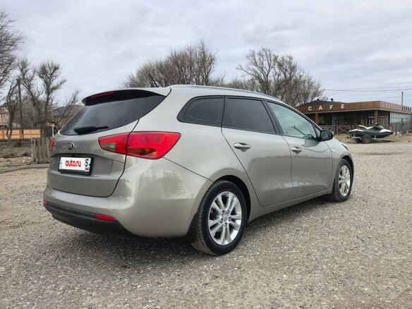 2016 Kia Ceed II Рестайлинг, серебристый - вид 4