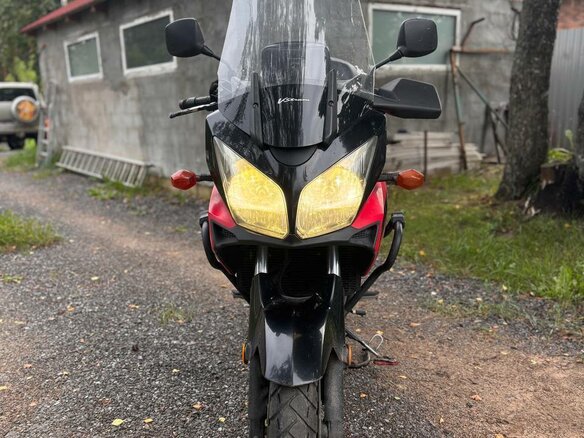 2005 Suzuki V-Strom DL 650, красный, 400000 рублей - вид 6