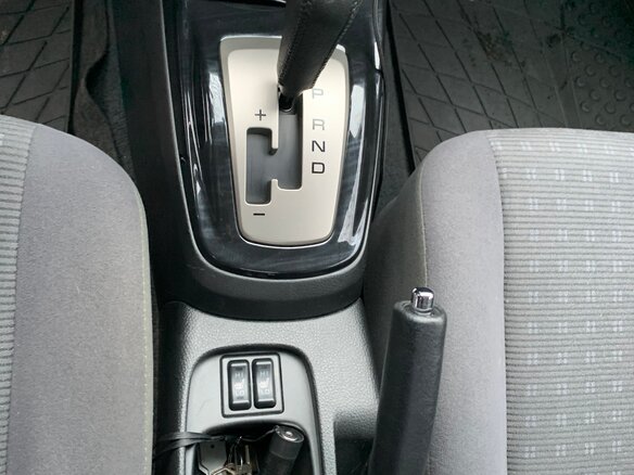 2005 Mitsubishi Lancer IX, серый, 1000000 рублей - вид 15
