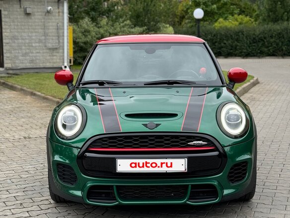 2020 Mini Hatch JCW III (F55/F56) Рестайлинг, зелёный, 3000000 рублей - вид 1