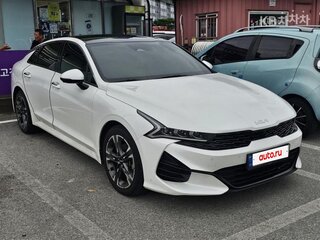 2023 Kia K5 III, белый, 2267000 рублей, вид 3