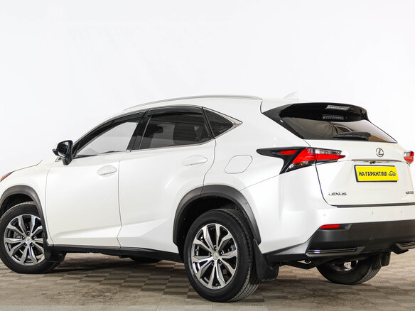 2017 Lexus NX 200 I Рестайлинг, белый - вид 3