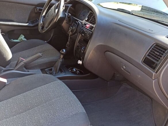 2003 Hyundai Elantra III (XD), серебристый, 439000 рублей - вид 7