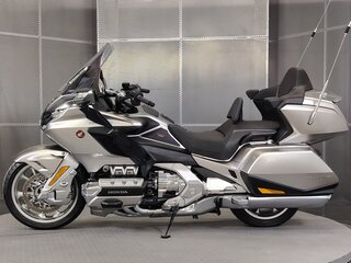 2024 Honda GL 1800 Gold Wing, серебристый, 3099000 рублей, вид 5