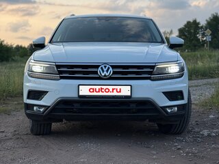 2018 Volkswagen Tiguan II, белый, 2257000 рублей, вид 3