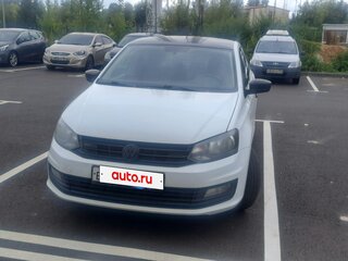 2018 Volkswagen Polo V Рестайлинг, белый, 750000 рублей, вид 2