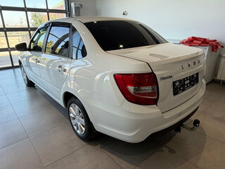 2024 Lada (ВАЗ) Granta I Рестайлинг, белый, 930000 рублей, вид 4