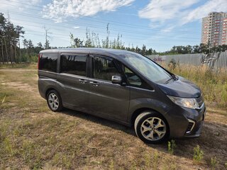 2020 Honda Stepwgn V Рестайлинг, коричневый, 2090000 рублей, вид 1