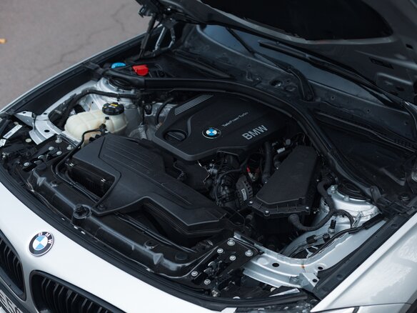 2016 BMW 3 серии Gran Turismo 320d xDrive VI (F3x) Рестайлинг, серебристый, 2490000 рублей - вид 14