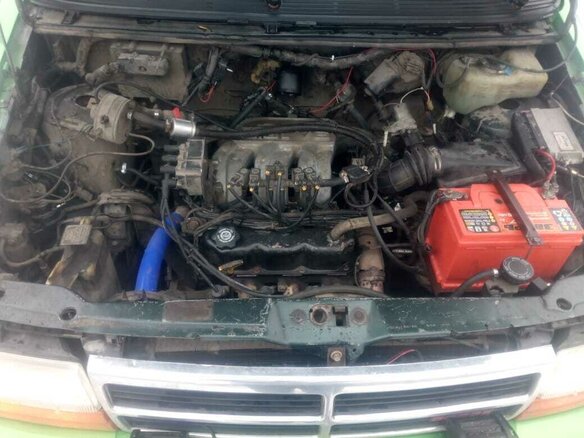 1993 Dodge Caravan Grand II, зелёный - вид 9