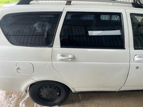 2011 Lada (ВАЗ) Priora I, белый, 300000 рублей - вид 4