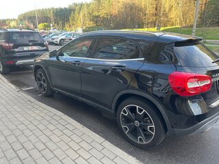 2019 Mercedes-Benz GLA 250 I (X156) Рестайлинг, чёрный, 2270000 рублей, вид 3