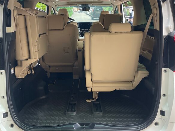 2021 Toyota Alphard III Рестайлинг, белый, 8500000 рублей - вид 8