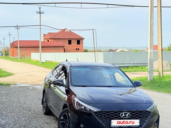 2021 Hyundai Solaris II Рестайлинг, чёрный, 1720000 рублей - вид 2