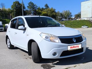 2012 Renault Sandero I, белый, 590000 рублей, вид 4