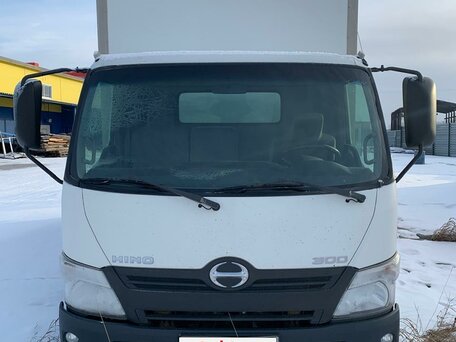 2013 Hino Series 300 (Dutro), белый, 2200000 рублей, вид 1