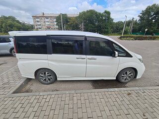 2016 Honda Stepwgn V, белый, 1500000 рублей, вид 3