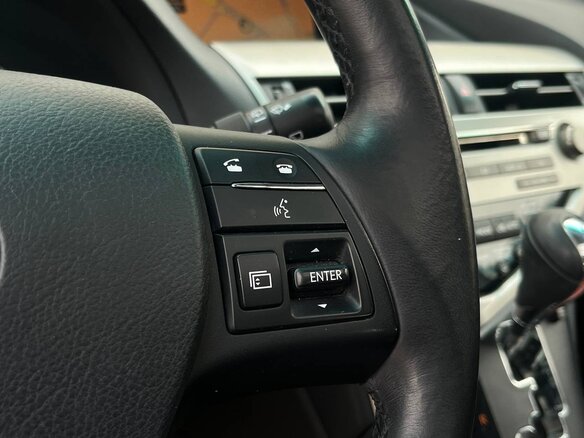 2010 Lexus RX 450h III, белый, 2800000 рублей - вид 11