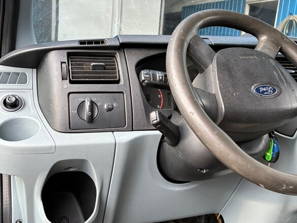 2012 Ford Transit, белый, 1450000 рублей - вид 5