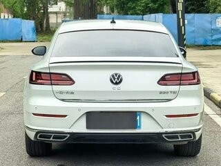2025 Volkswagen Passat CC 330 TSI II Рестайлинг, белый, 3646323 рублей, вид 5