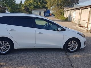 2018 Kia Ceed II Рестайлинг, белый, 1400000 рублей, вид 2