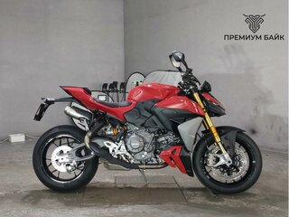 Ducati Streetfighter V2